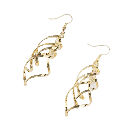 TRIPLE FIGURE EIGHT GOLD EARRING