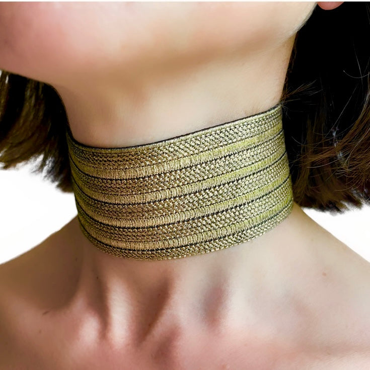 GOLD ON BLACK LINED NECK CUFF